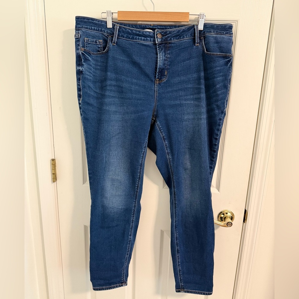 Old Navy Rockstar Super Skinny High Rise Jeans